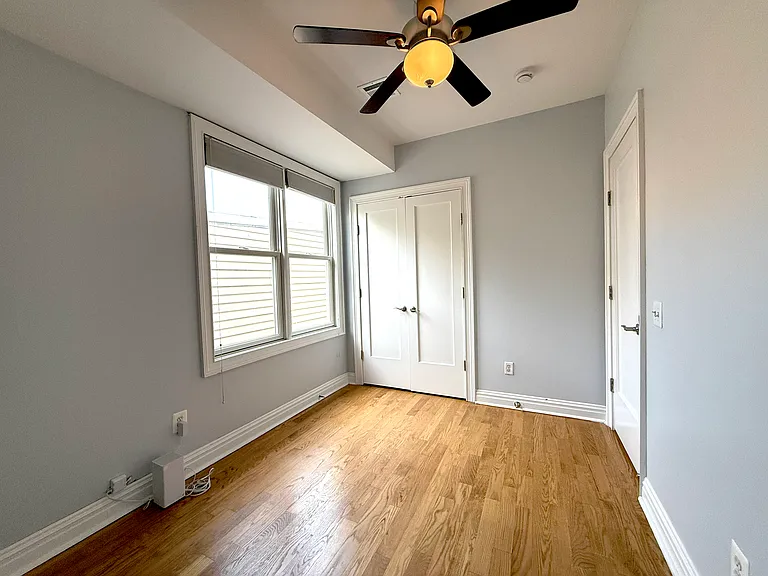 Guest Room.