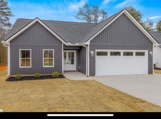 215 W Simmons St, Landrum, SC 29356