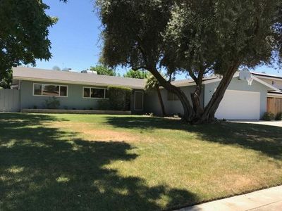 3033 W Vassar Dr, Visalia, CA, 93277