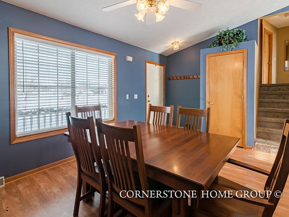 5th image of 466 Sunbrook St SE