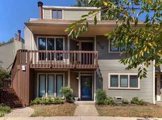 313 Crescent Springs Dr, Louisville, KY 40206