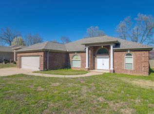 1013 Kierre Dr, North Little Rock, AR 72116