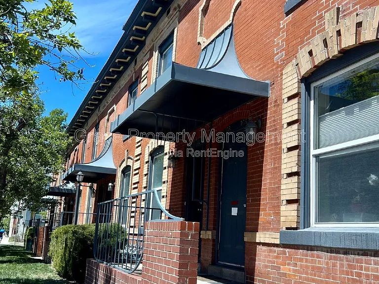 2306 Glenarm Pl #101 — Photo 12
