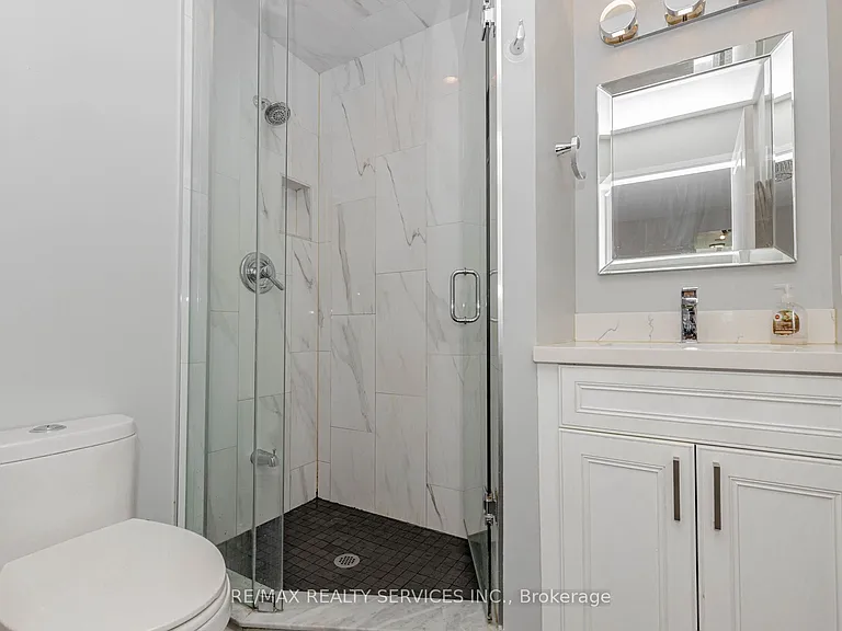 90 Absolute Ave #1203 — Photo 29