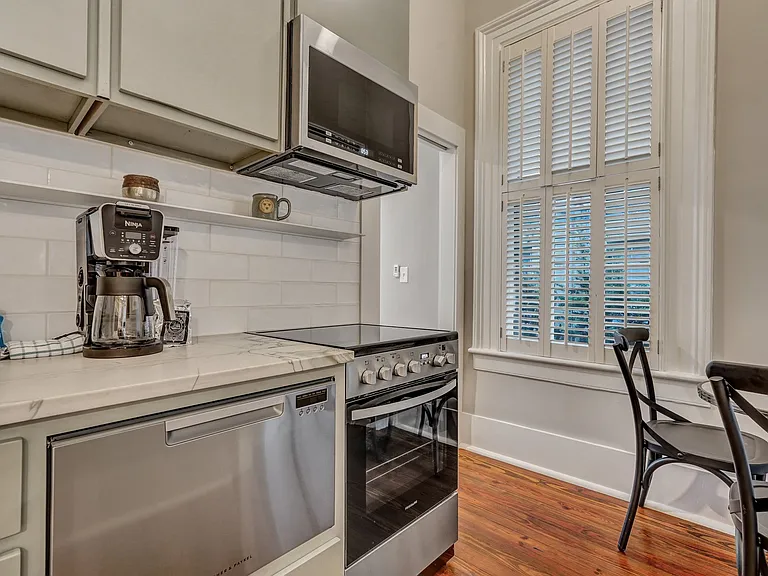 108 E Harris St — Photo 17
