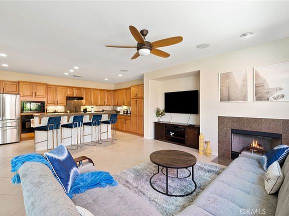4th image of 43680 Riunione Pl