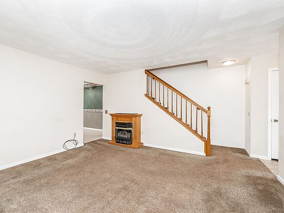 5th image of 4855 Lucerne Rd