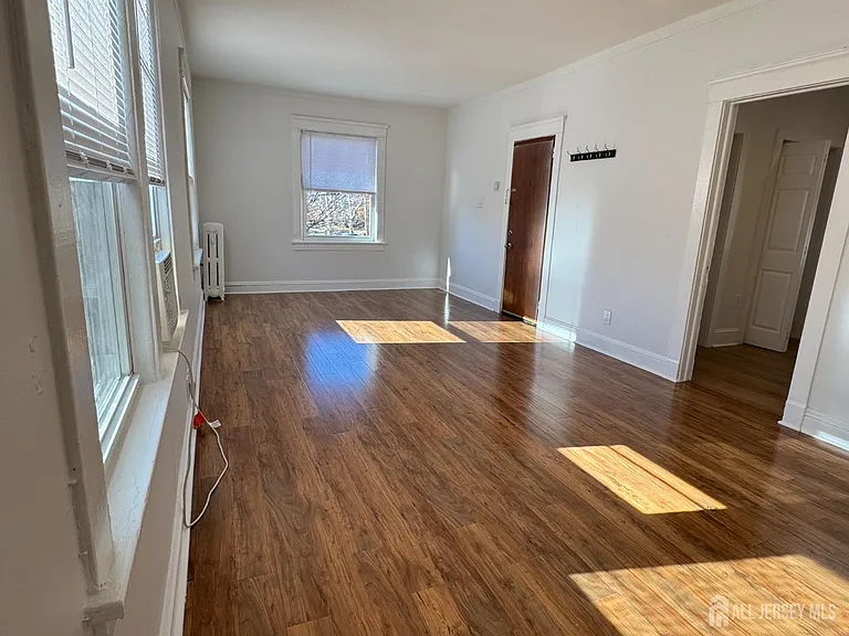 501 S 3rd Ave — Photo 5