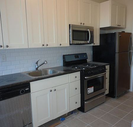 4th image of 59-11 Queens Blvd APT 4A