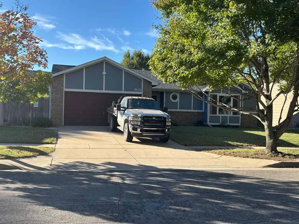 11707 W Hickory St, Wichita, KS 67212