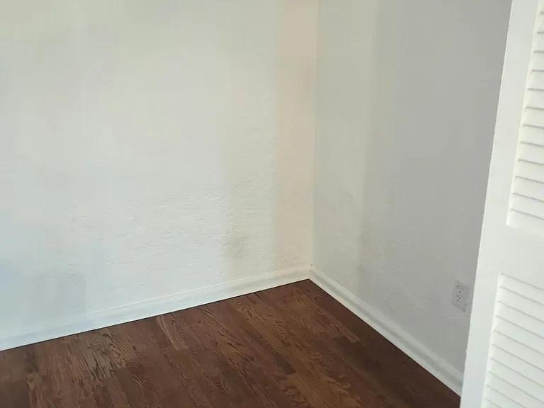 4119 S Benton Ave — Photo 26