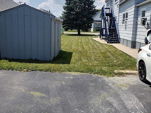 4th image of 14341 Sherman Ave #1F