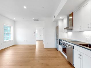 16 N Main St #5A, Pt Chester, NY 10573