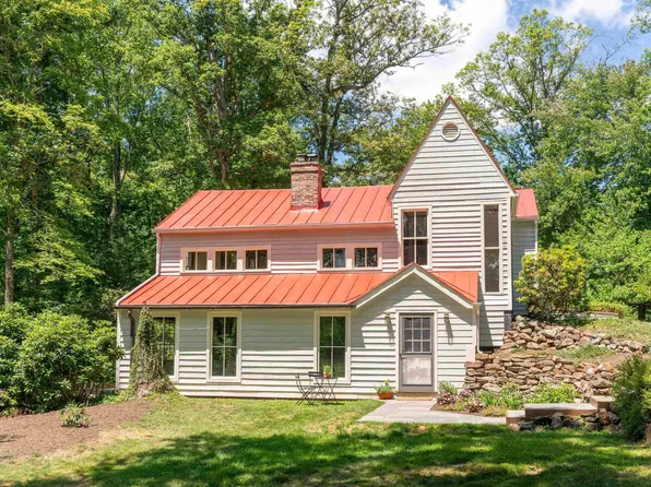 2830 Penny Ln, Charlottesville, VA 22903