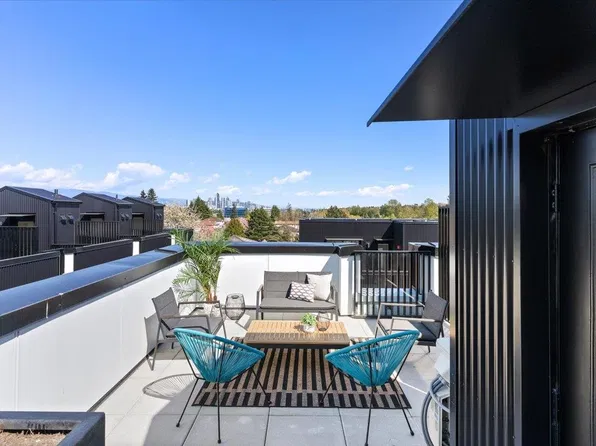 2830 Nanaimo St #231, Vancouver, BC V5N 5B9