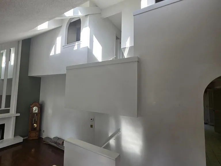 104 Hampton Ct — Photo 17