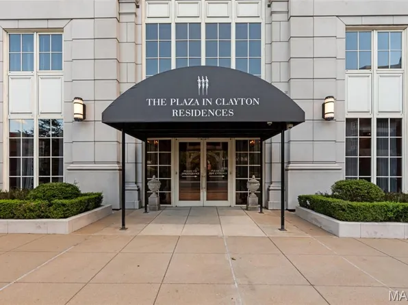 150 Carondelet Plz Unit 1701, Saint Louis, MO 63105