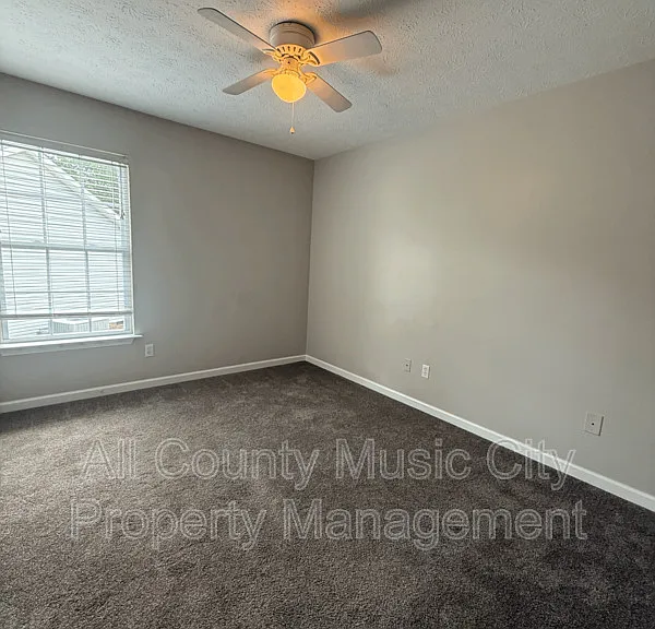 2015 Holloway Ct — Photo 4