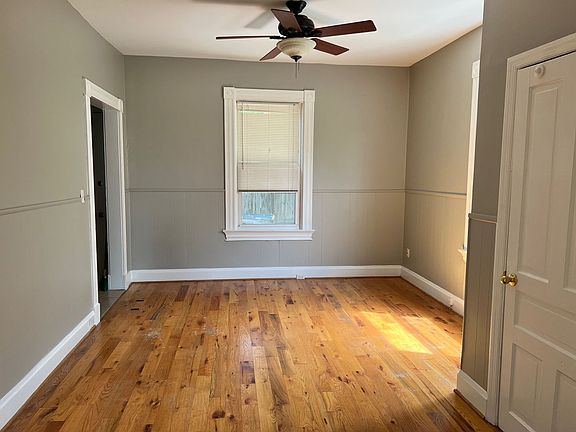 5th image of 2418 Hudson Ave #1