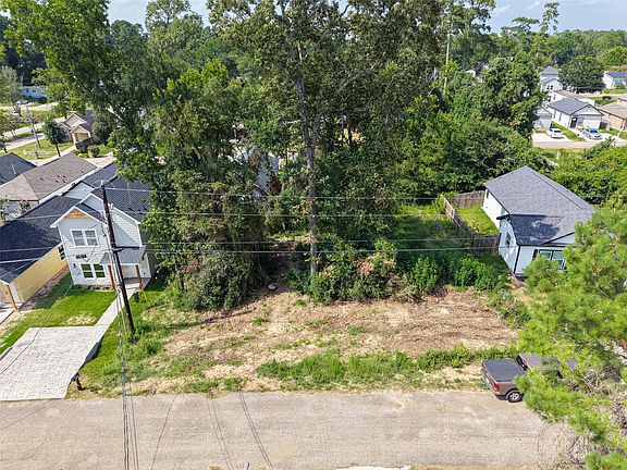 4th image of 16708 E Ivanhoe