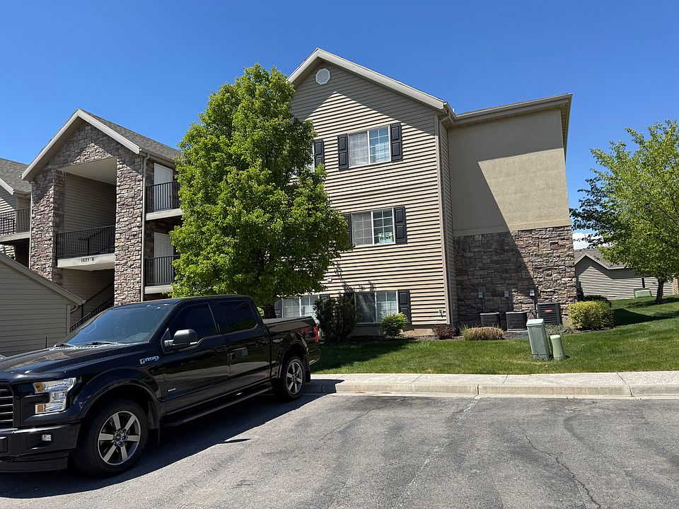 1st image of 1627 W Westbury Way