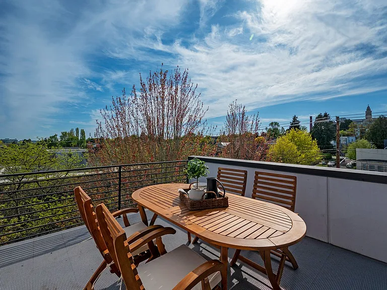 2108 E James St #A — Photo 19