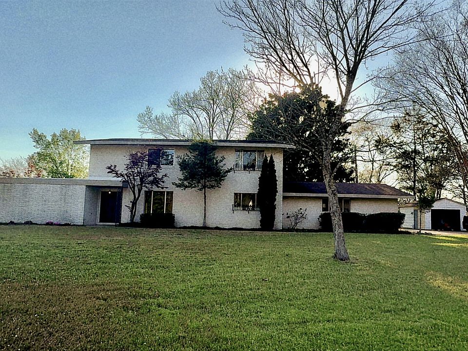 1st image of 621 Filgo Rd