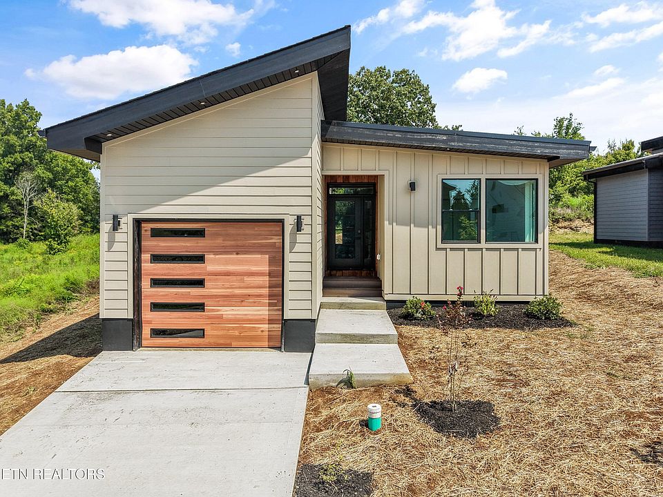 1st image of 2314 Rock Gardens Dr