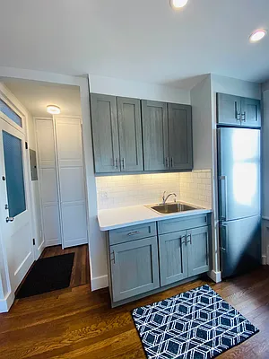 Rented by Compass | media 14