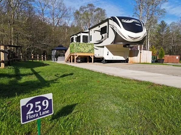 259 Flora Ln, Blairsville, GA 30512
