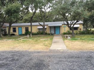 1021 N Ann St, Rockport, TX 78382
