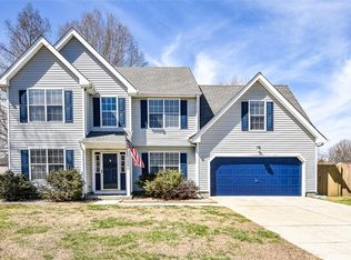 122 Woodlake Ter, Suffolk, VA 23434