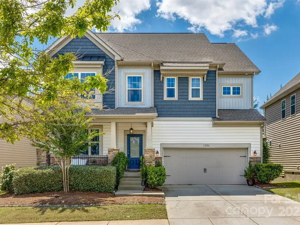 1226 Clingman Dr, Fort Mill, SC 29715