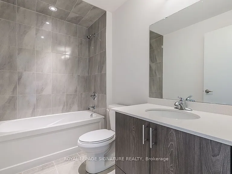 16 Markle Cres #207 — Photo 11