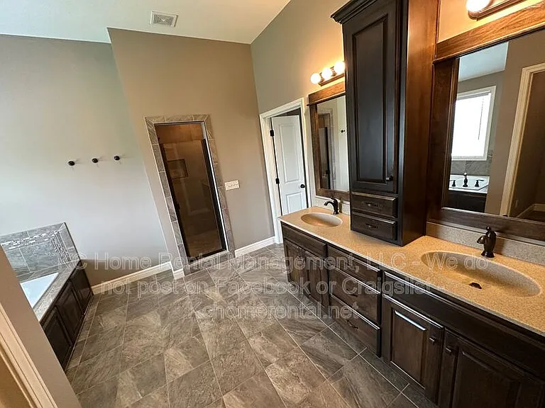 8608 W 165th Pl — Photo 31