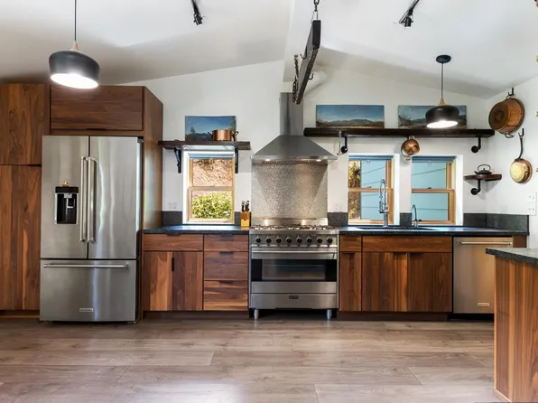 65401 Highway 271, Leggett, CA 95585