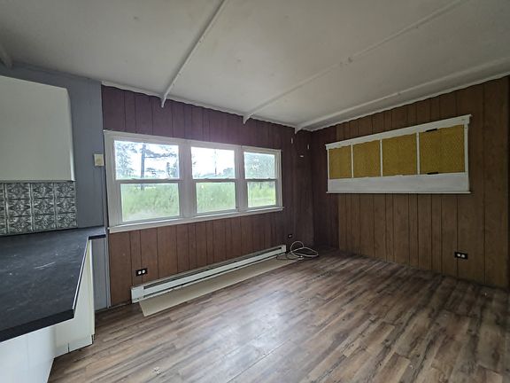 4th image of 32451 Old Ocean City Rd