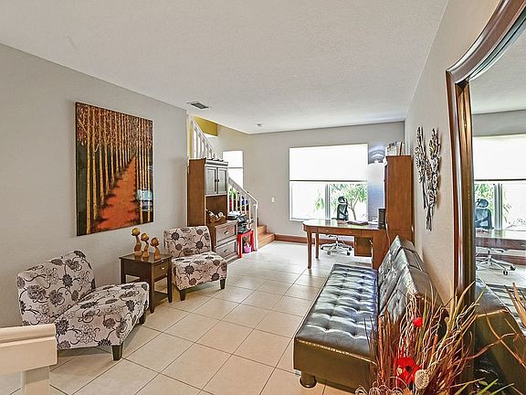 2nd image of 5405 Sunseeker Blvd