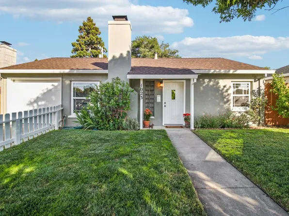 1023 Springfield Dr, San Carlos, CA 94070