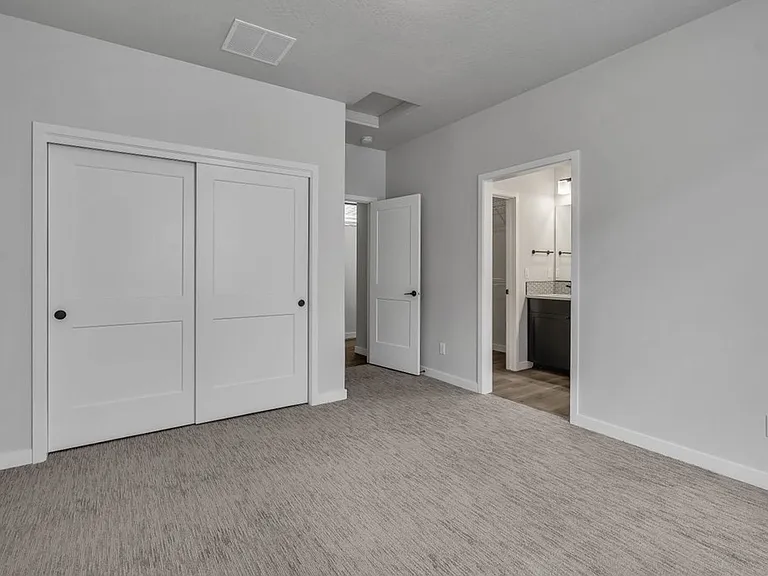 2919 N Phoenix Ln — Photo 17