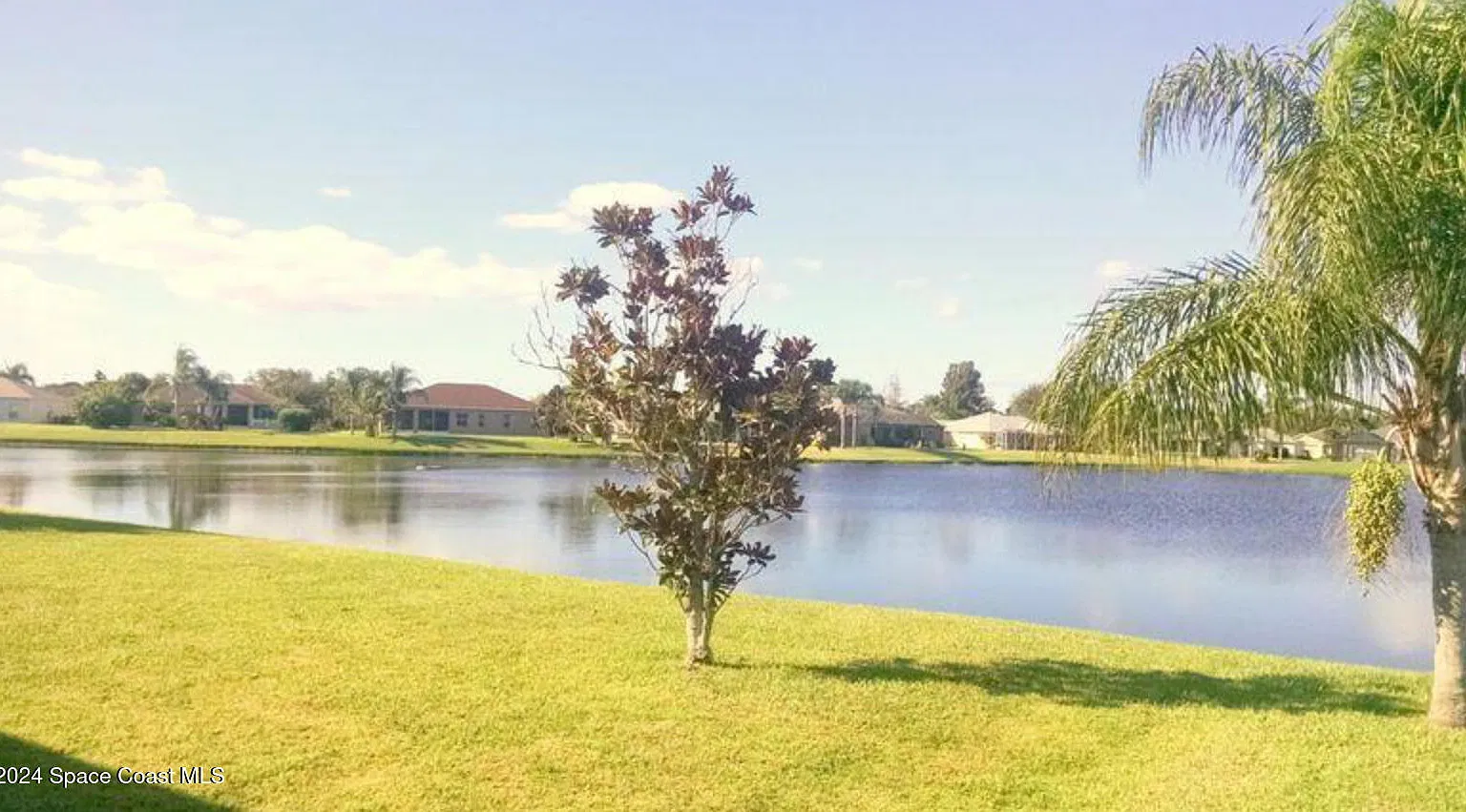 4 bed, 2.0 bath, 2016 sqft, $2,850 — Photo 1
