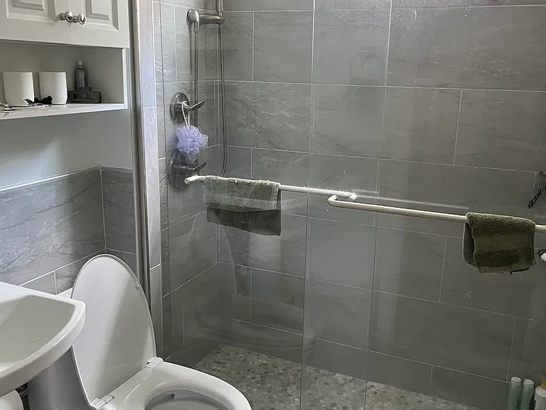 14 Sylvia St #1 — Photo 5