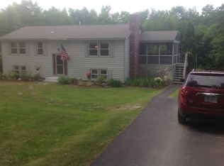 30 Thornton Rd, New Boston, NH 03070