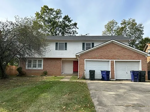 481 Woodview Dr Photo 1