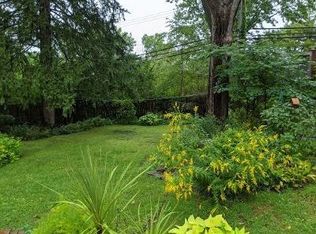 1929 Camelot Rd, Ann Arbor, MI 48104