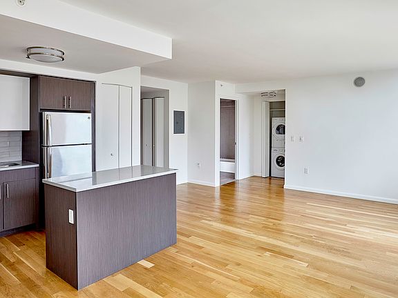 3rd image of 1770 Madison Ave APT 7C