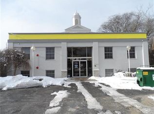 7285 Orchard Lake Rd, West Bloomfield, MI 48322