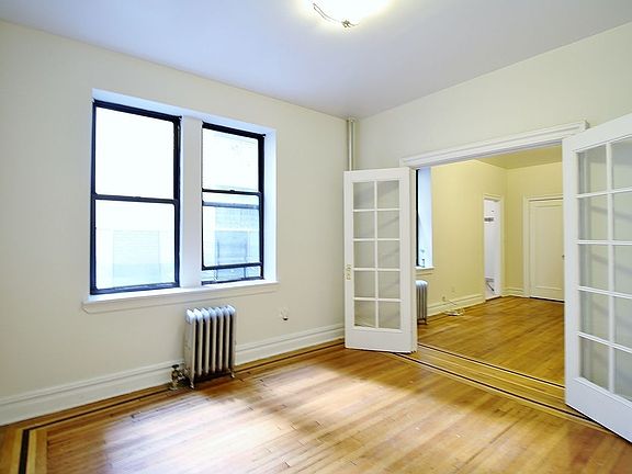 4th image of 940 St Nicholas Ave APT 1G