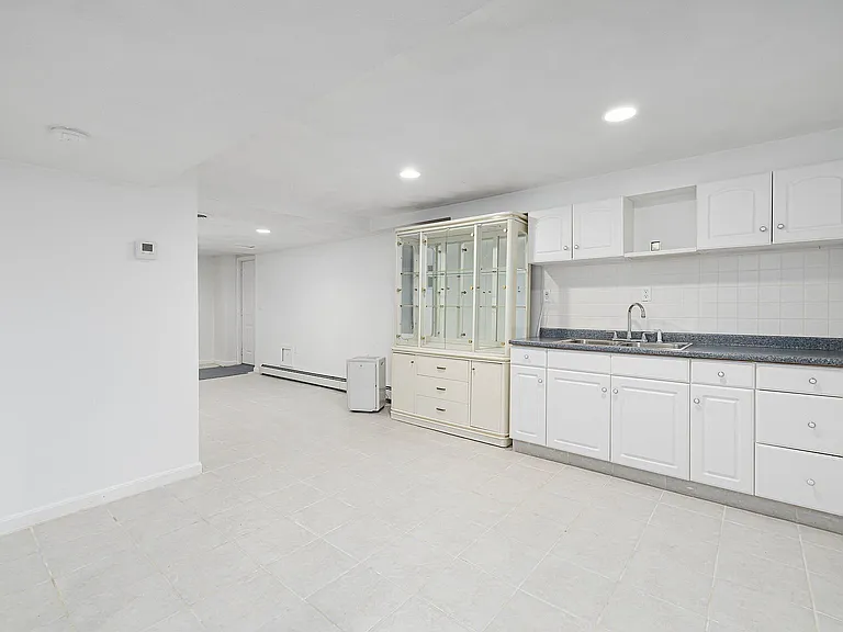42 Rollingwood Dr — Photo 39