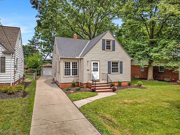 3rd image of 20356 Orchard Grove Ave